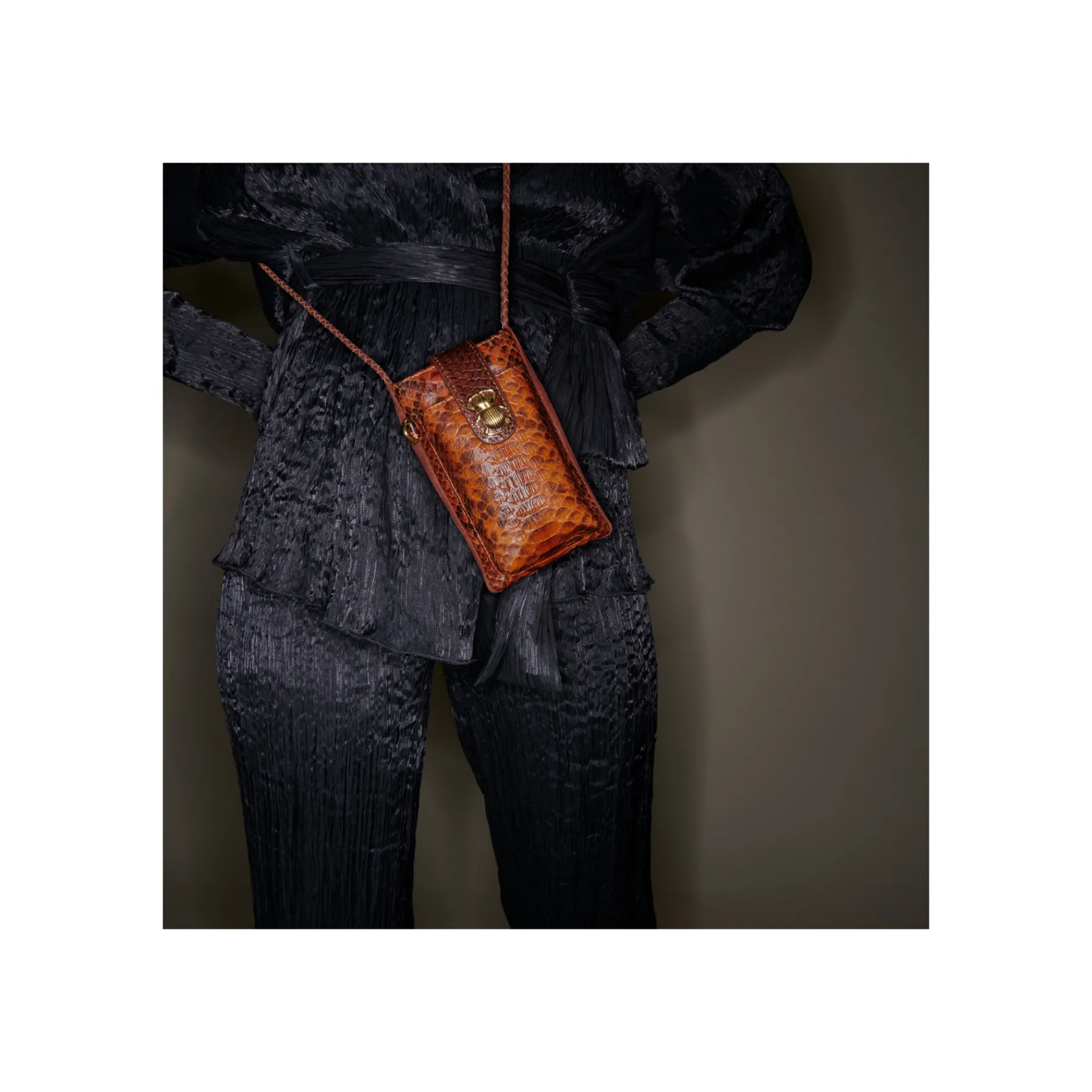 Store Claris Virot Double Marcus Case Moka Python And Leather